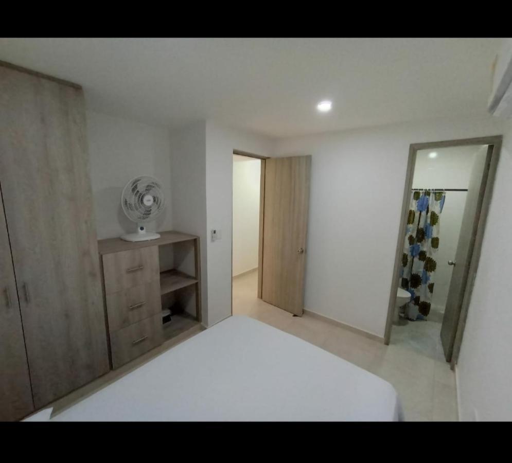 Apartamento Nuevo A Una Cuadra Del Rodadero Гайра Экстерьер фото
