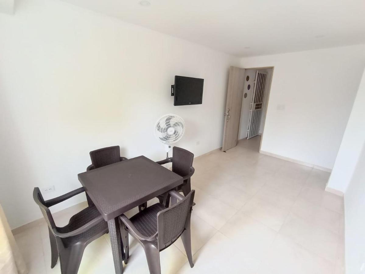 Apartamento Nuevo A Una Cuadra Del Rodadero Гайра Экстерьер фото